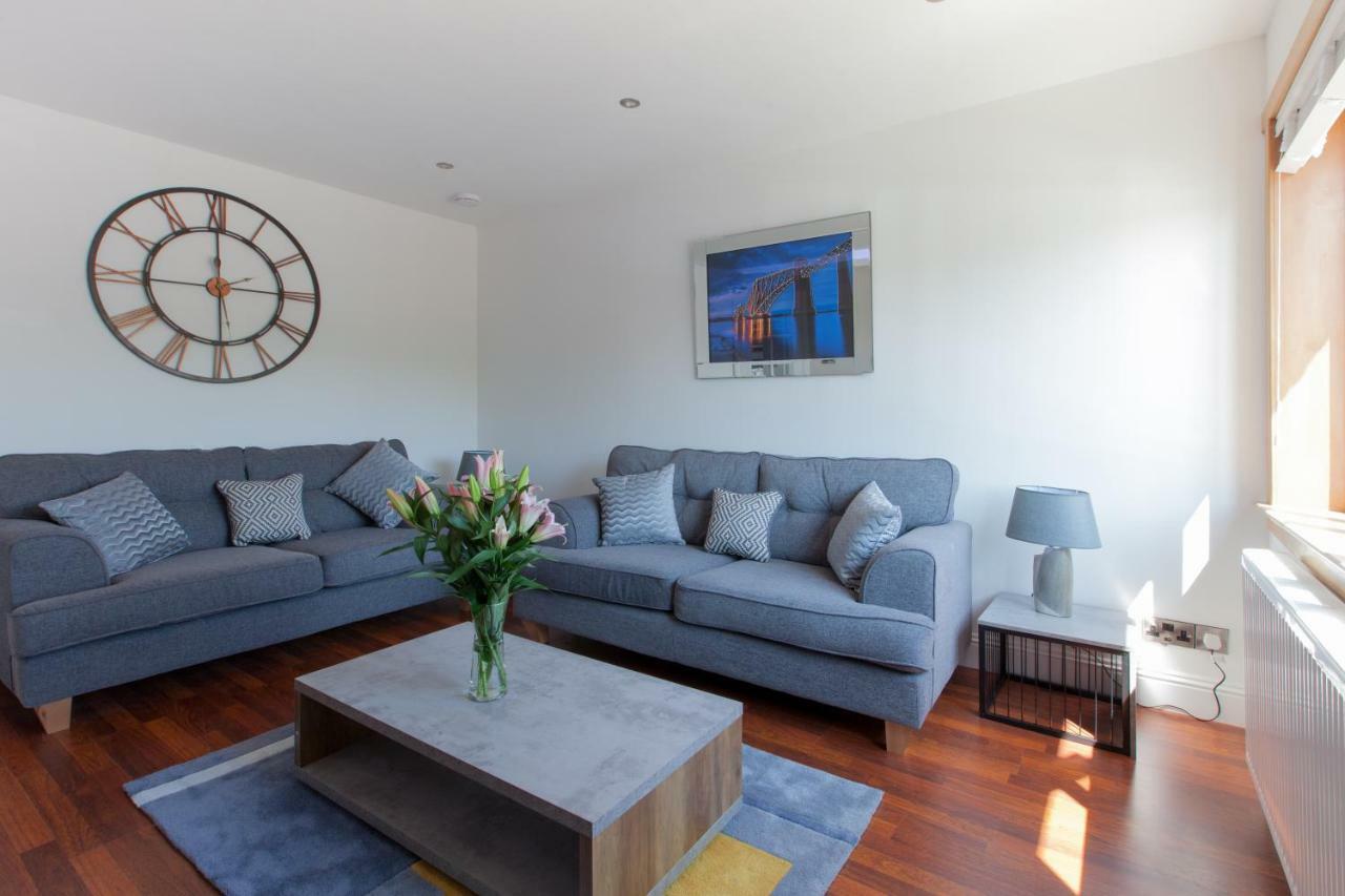 Leys Park Executive Apartments دنفرملاين المظهر الخارجي الصورة