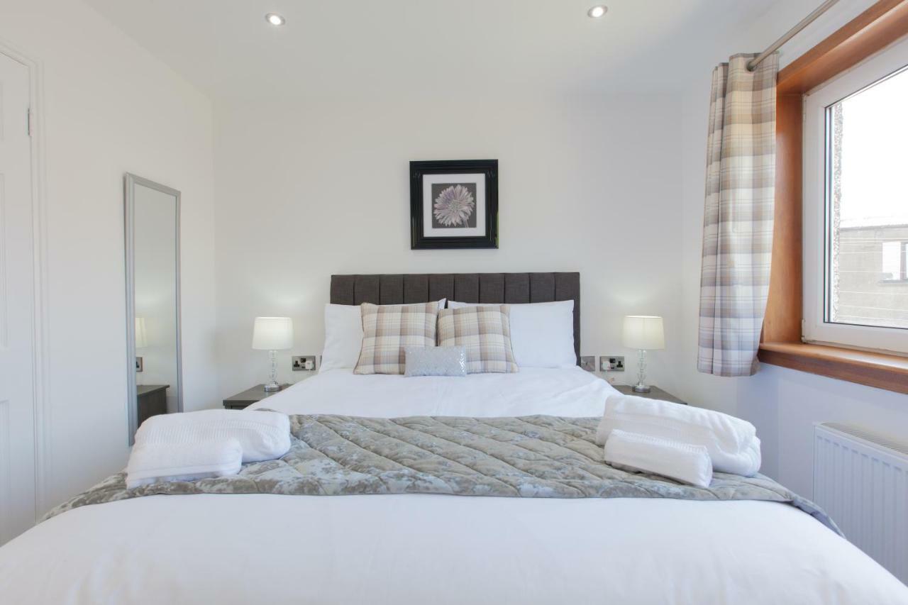 Leys Park Executive Apartments دنفرملاين المظهر الخارجي الصورة