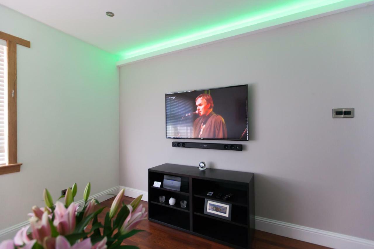 Leys Park Executive Apartments دنفرملاين المظهر الخارجي الصورة